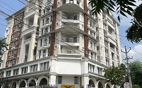 Phoenix Unmatched Comfort - Hotel Near Fateh Sagar Lake Udaipur